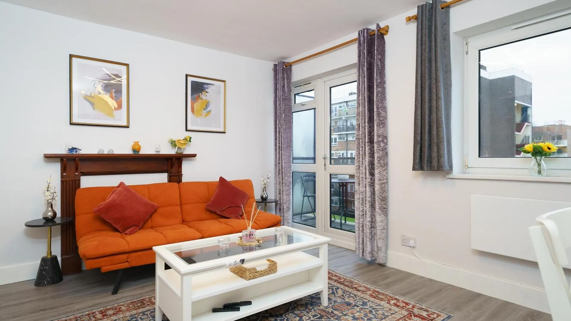 Modern 2 Bedroom Flat Near Tower Bridge London